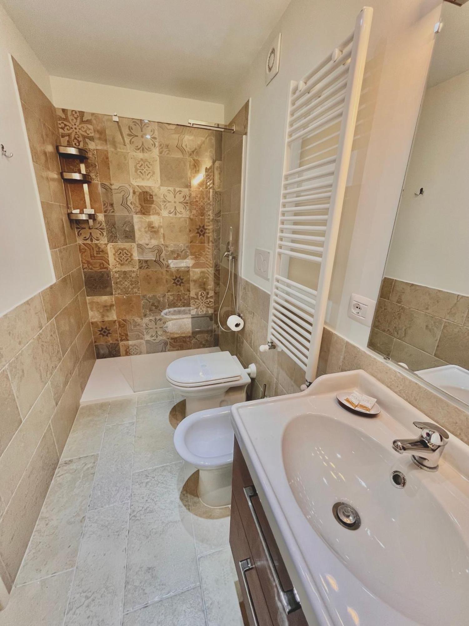 Mar Di Levante Living Bari Exterior photo